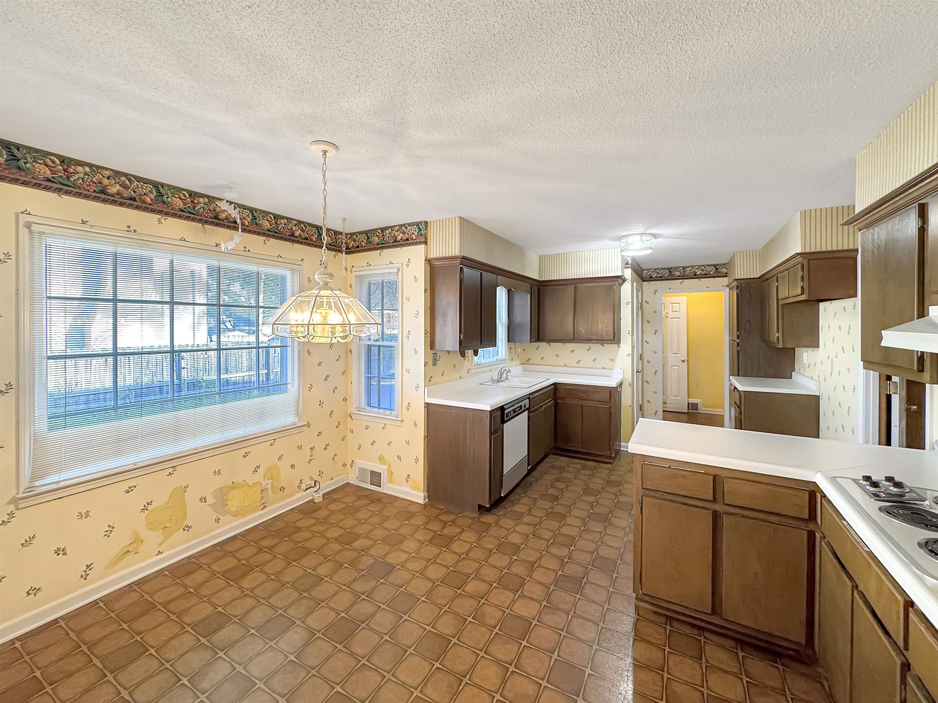 Germantown, Tennessee 38138, United States, 4 Bedrooms Bedrooms, ,3 BathroomsBathrooms,Residential,Active,2980