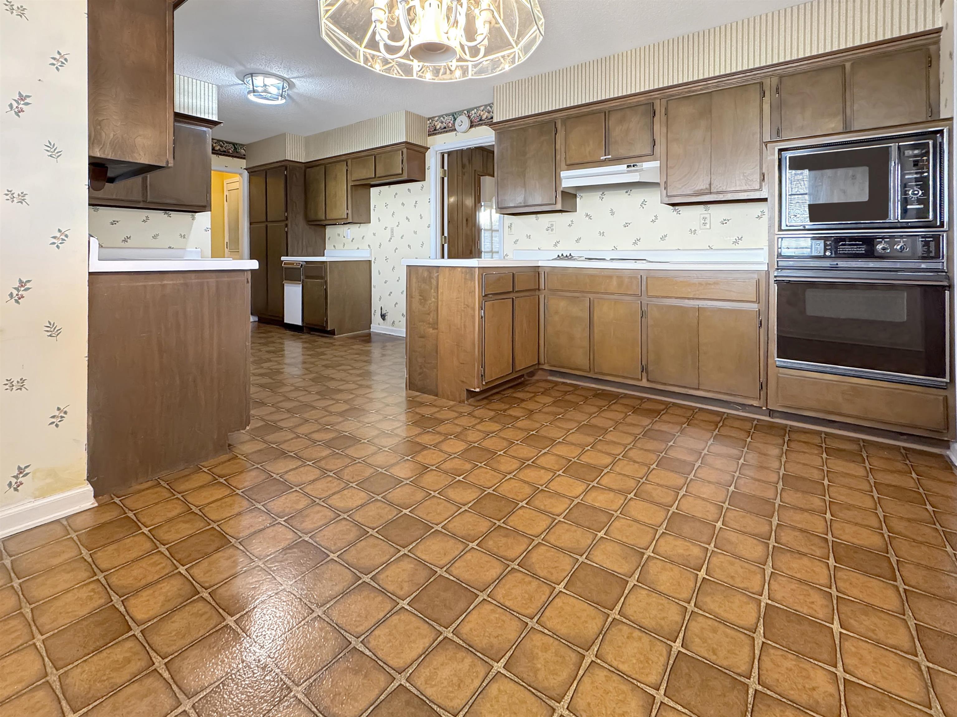 Germantown, Tennessee 38138, United States, 4 Bedrooms Bedrooms, ,3 BathroomsBathrooms,Residential,Active,2980