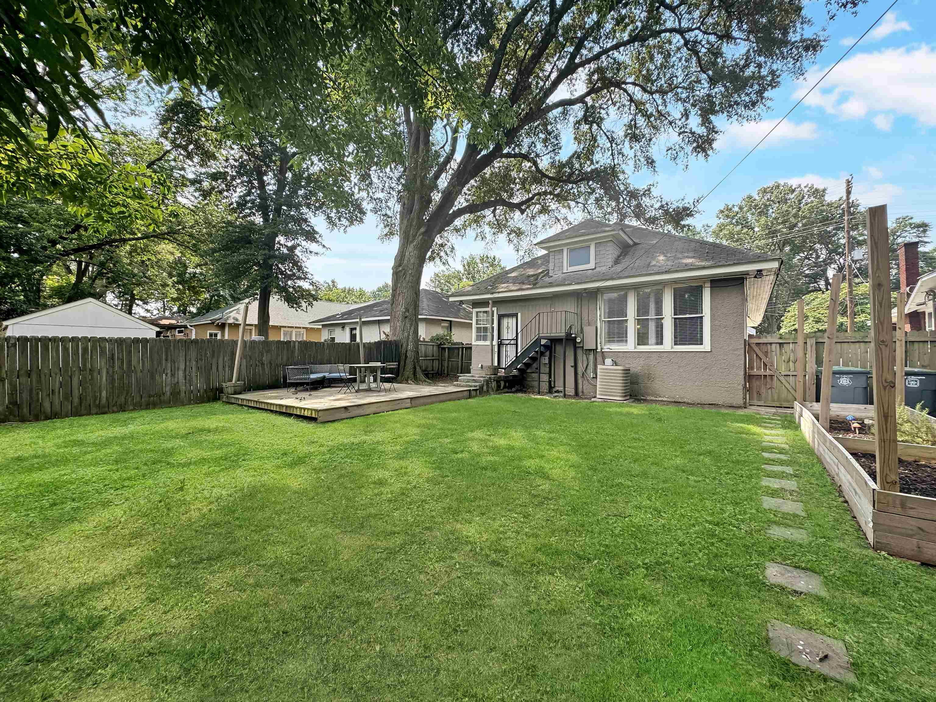 Memphis, Tennessee 38104, United States, 3 Bedrooms Bedrooms, ,1 BathroomBathrooms,Residential,Active,178874