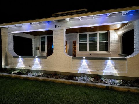 Photo of 857 E PARKWAY ST S, Memphis, TN 38104 (MLS # 10224607)