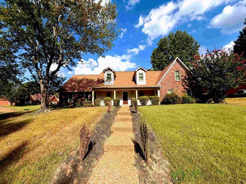 Photo of 1466 FOX TRACE DR, Cordova, TN 38016 (MLS # 10230208)
