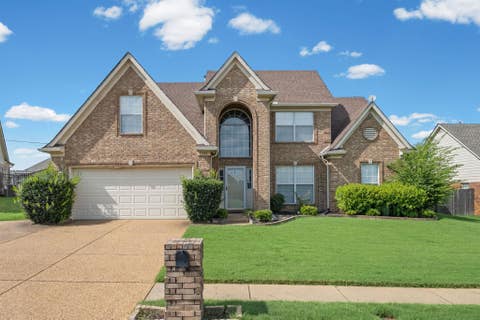 Photo of 7506 BEVY RIDGE LN, Memphis, TN 38125 (MLS # 10228676)