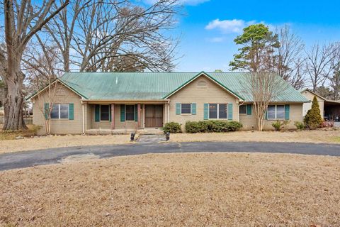 Photo of 8768 ROCKY POINT RD, Memphis, TN 38018 (MLS # 10215190)