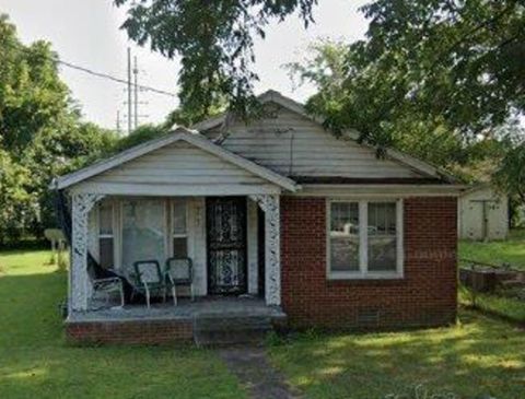 Photo of 915 SCOTT ST, Dyersburg, TN 38024 (MLS # 10204312)