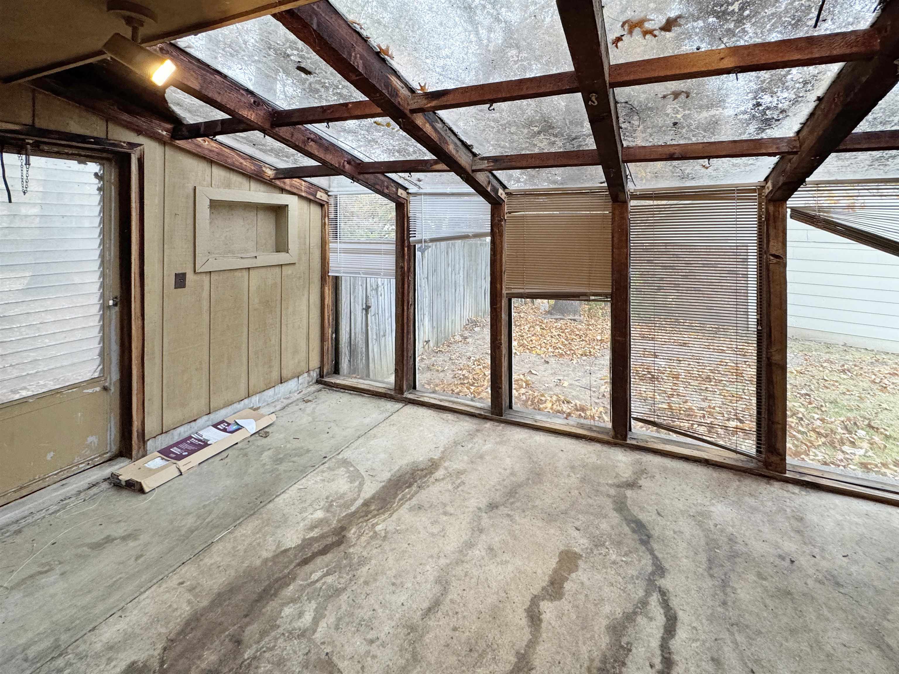 Memphis, Tennessee 38116, United States, 3 Bedrooms Bedrooms, ,2 BathroomsBathrooms,Residential,Active,246606