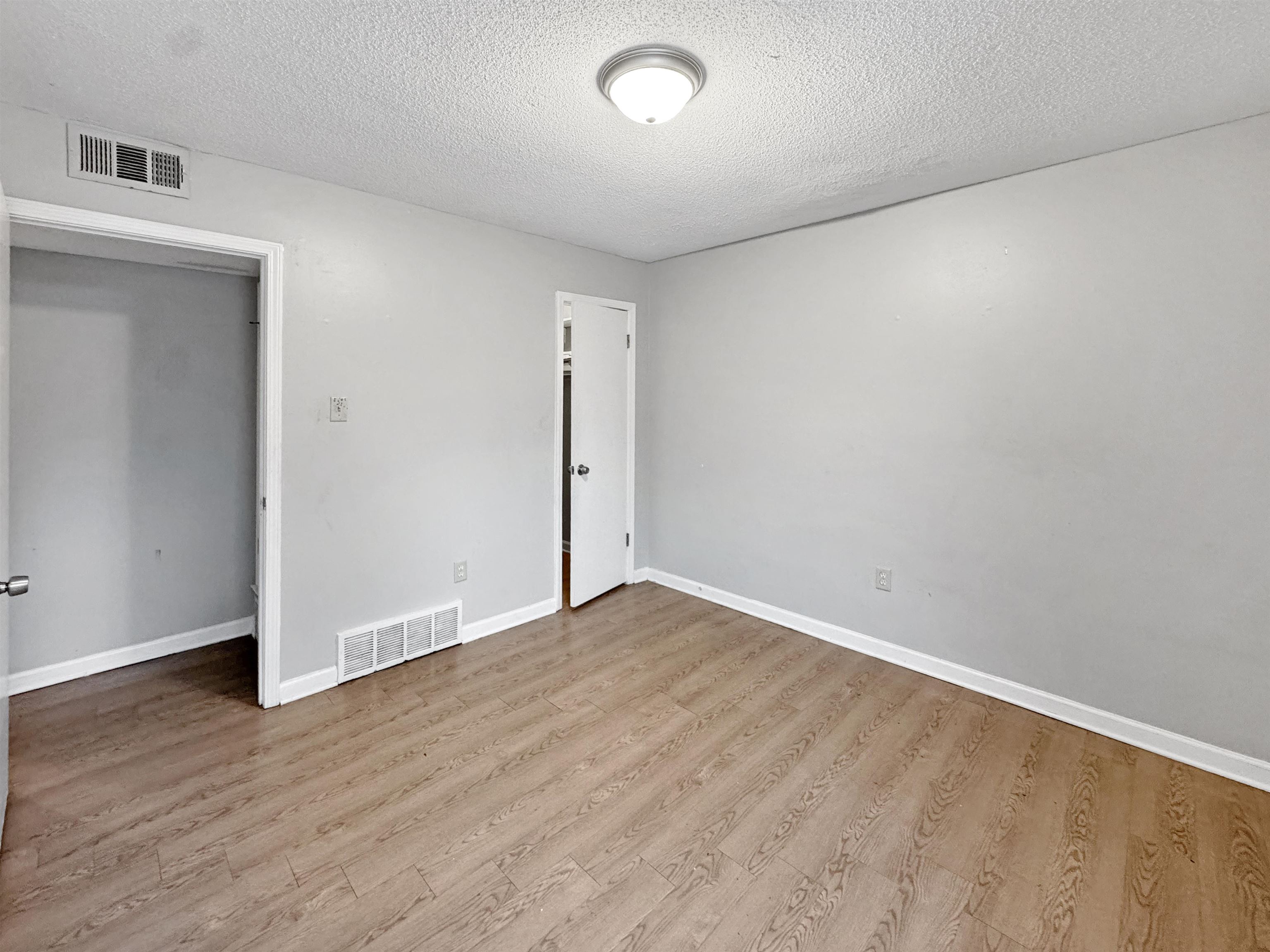 Memphis, Tennessee 38116, United States, 3 Bedrooms Bedrooms, ,2 BathroomsBathrooms,Residential,Active,246606