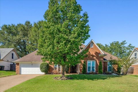 Photo of 861 WOOD CADE CV, Cordova, TN 38018 (MLS # 10207948)