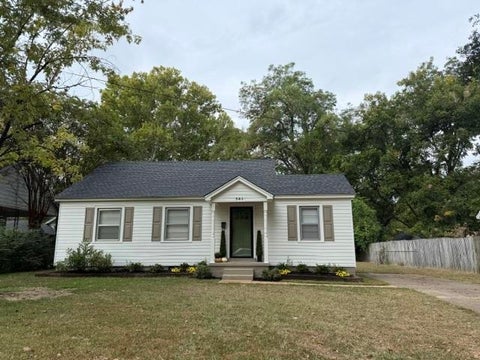 Photo of 581 EASTERN DR, Memphis, TN 38122 (MLS # 10231639)