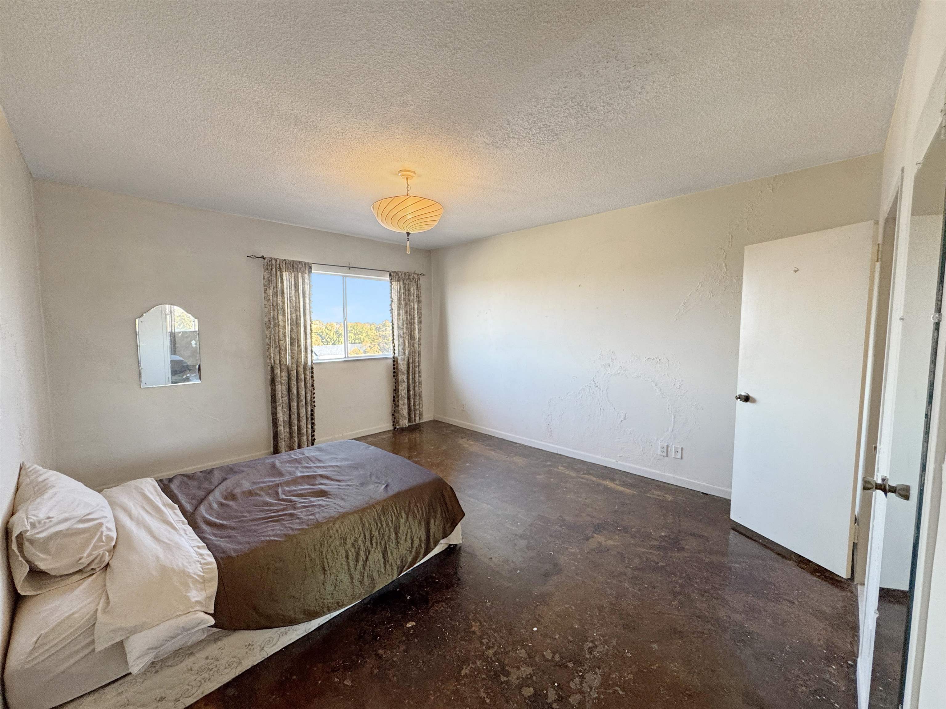 Memphis, Tennessee 38112, United States, 2 Bedrooms Bedrooms, ,2 BathroomsBathrooms,Residential,Active,245023