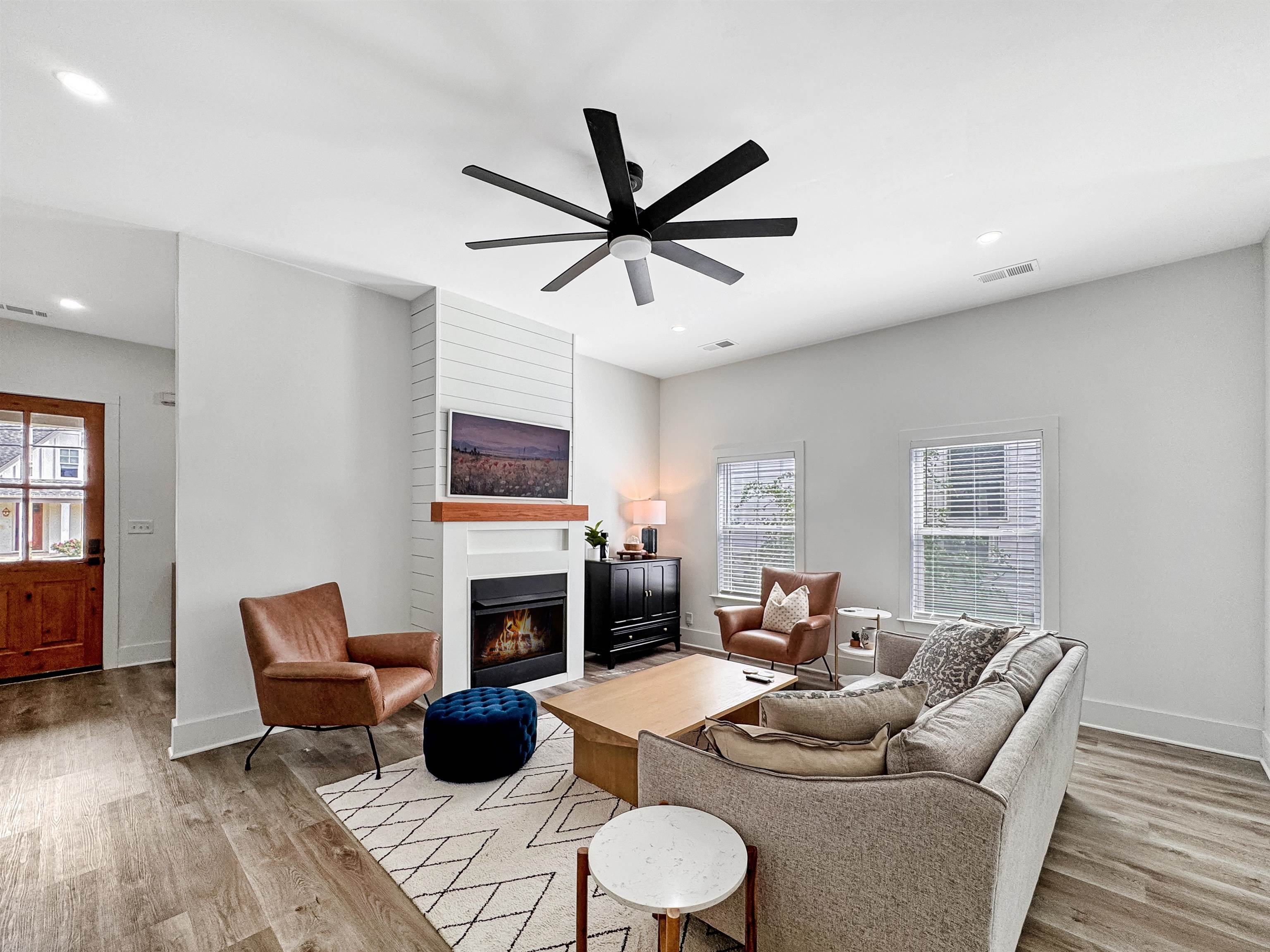 Memphis, Tennessee 38104, United States, 5 Bedrooms Bedrooms, ,3 BathroomsBathrooms,Residential,Active,122775