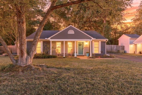 Photo of 6706 KAMALI AVE, Memphis, TN 38134 (MLS # 10232567)