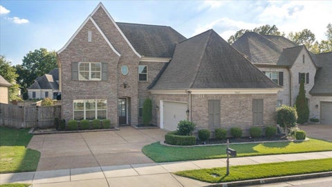 Photo of 10063 MARKET CROSS LN, Collierville, TN 38017 (MLS # 10230854)