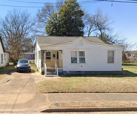 Photo of 3533 KENDRICK RD, Memphis, TN 38108 (MLS # 10213491)