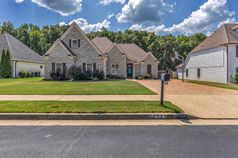 Photo of 12231 CHAPEL MEADOW LN, Arlington, TN 38002 (MLS # 10229752)