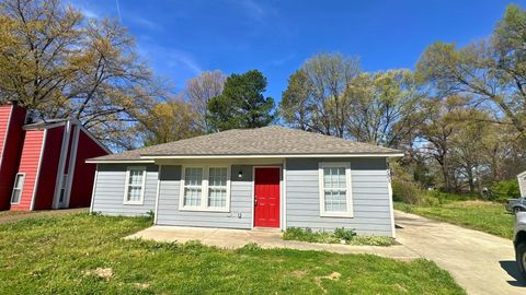 Photo of 3751 OAK LAKE LN, Memphis, TN 38118 (MLS # 10217734)