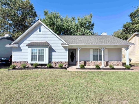 Photo of 6017 COTTAGE HILL DR, Millington, TN 38053 (MLS # 10232926)
