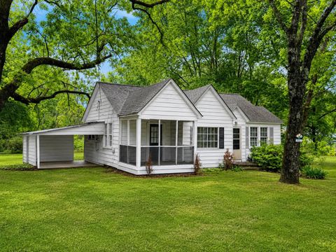 Photo of 8488 QUITO RD, Unincorporated, TN 38053 (MLS # 10221877)
