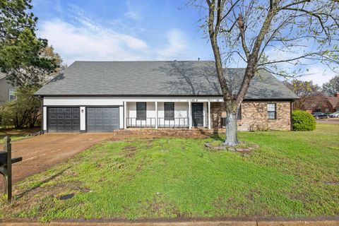 Photo of 5406 STEPHEN FOREST CV, Memphis, TN 38141 (MLS # 10216468)