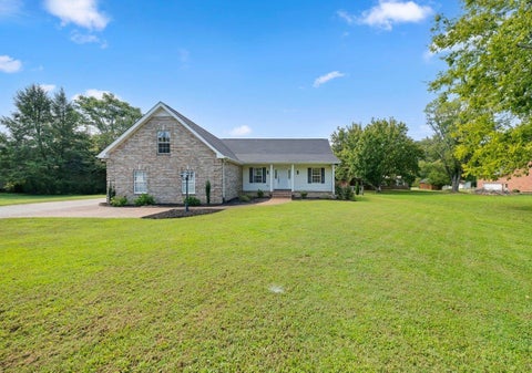 Photo of 3011 TYREE SPRINGS RD, Hendersonville, TN 37075 (MLS # 10230103)
