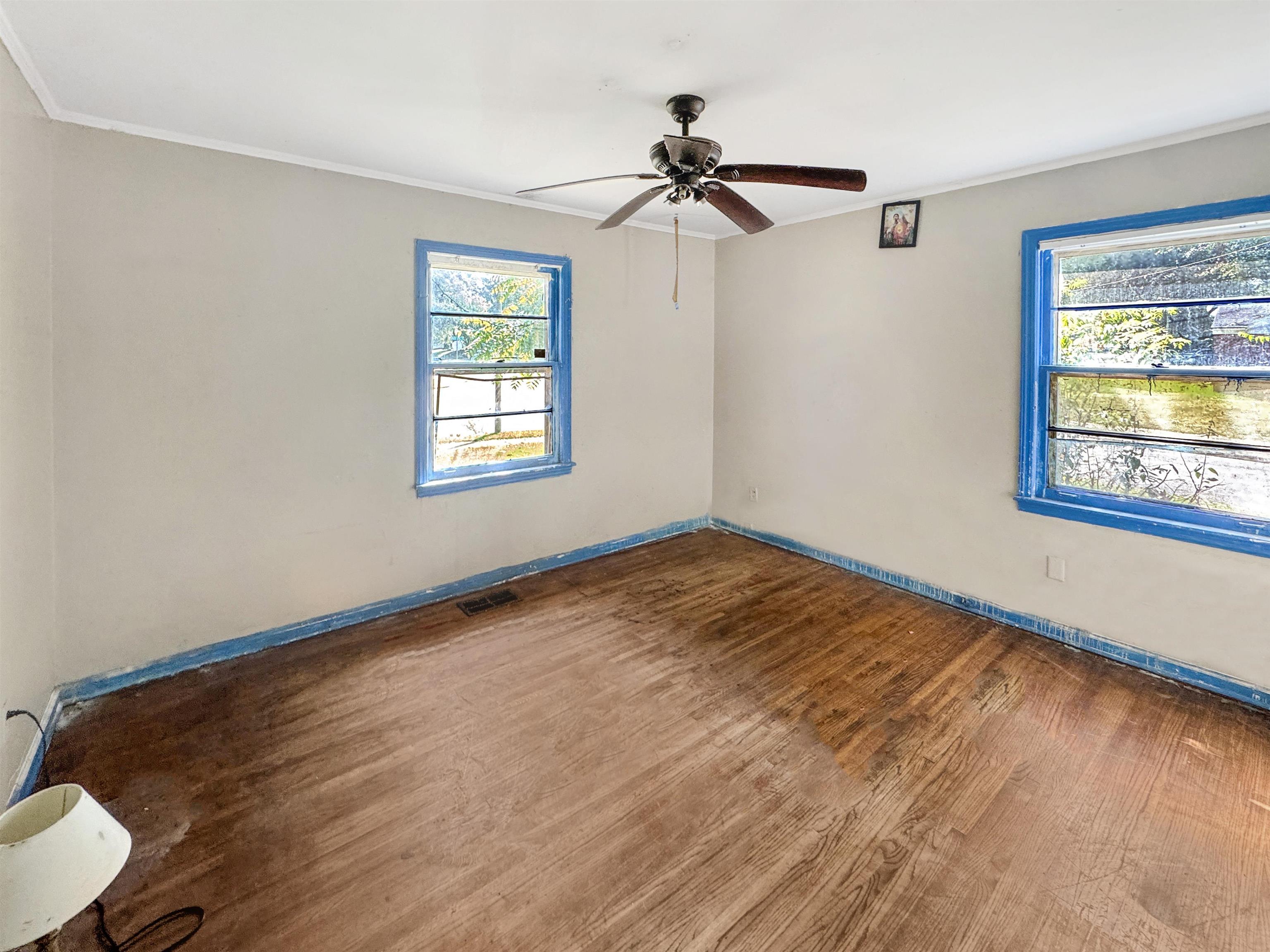 Memphis, Tennessee 38117, United States, 3 Bedrooms Bedrooms, ,1 BathroomBathrooms,Residential,Pending,212909