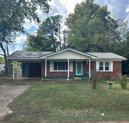 123 N MAGNOLIA ST, ADAMSVILLE, TN 38310 - Image a6531cefaef60aca242bb553ebf8059e/1992601351
