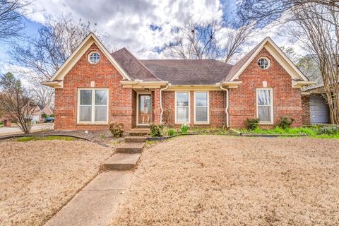 Photo of 153 MCDONALD GLEN CV, Collierville, TN 38017 (MLS # 10216425)