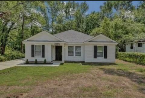 Photo of 3896 CHRISTINE GARDEN RD E, Memphis, TN 38118 (MLS # 10221201)
