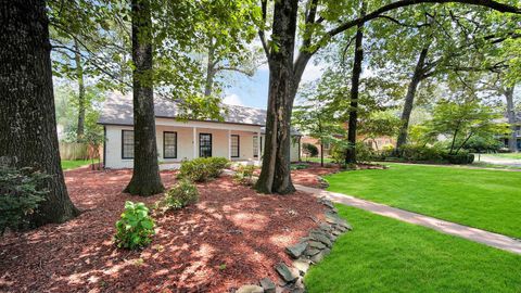 Photo of 2266 WICKERWOOD CV, Memphis, TN 38119 (MLS # 10211884)