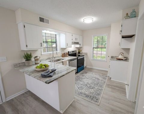 Photo of 368 TARARIDGE CV, Collierville, TN 38017 (MLS # 10220124)