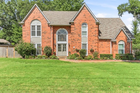 Photo of 2053 JOHNSON RD, Germantown, TN 38139 (MLS # 10228030)