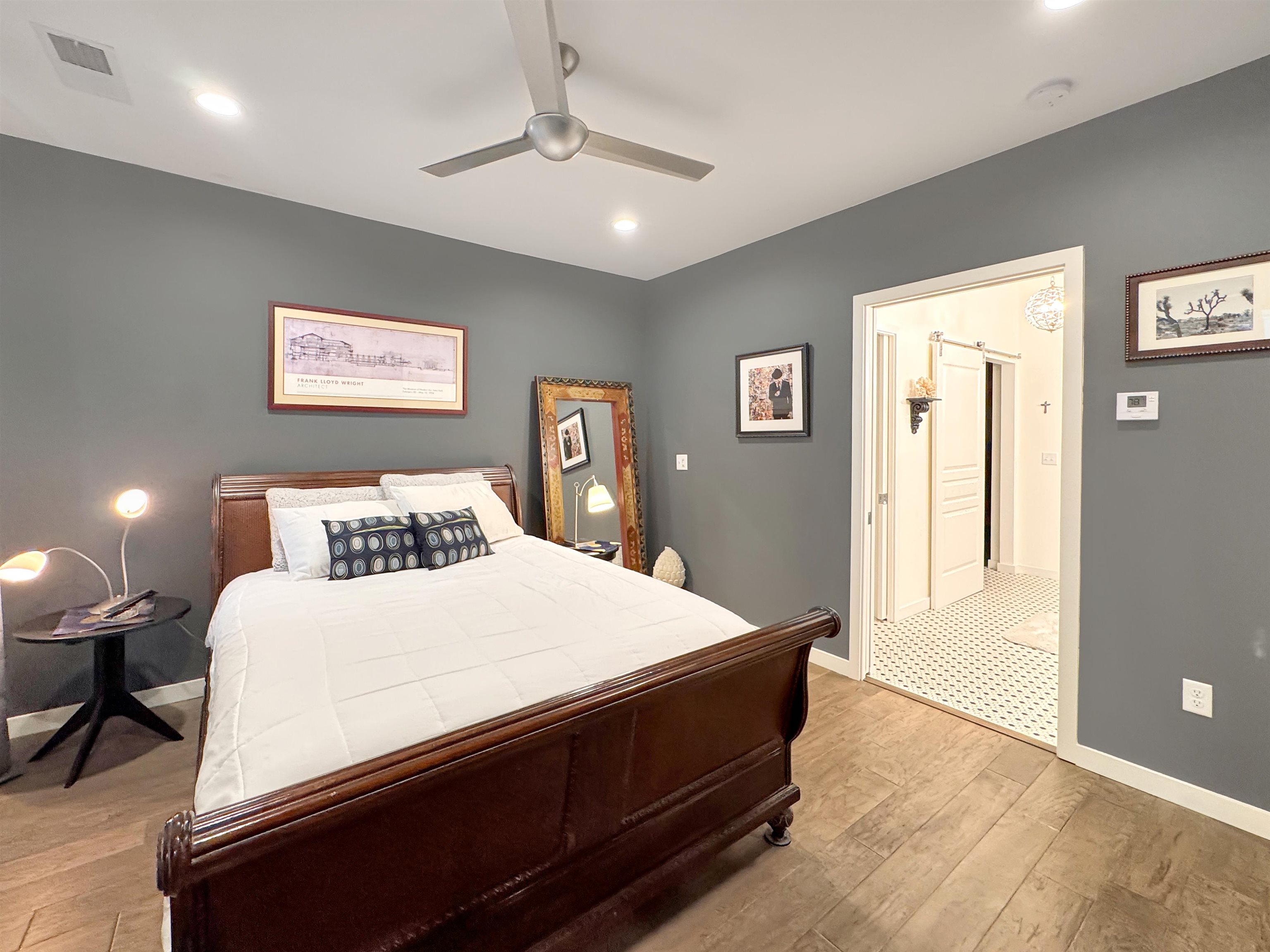 Memphis, Tennessee 38103, United States, 3 Bedrooms Bedrooms, ,2 BathroomsBathrooms,Residential,Active,227761