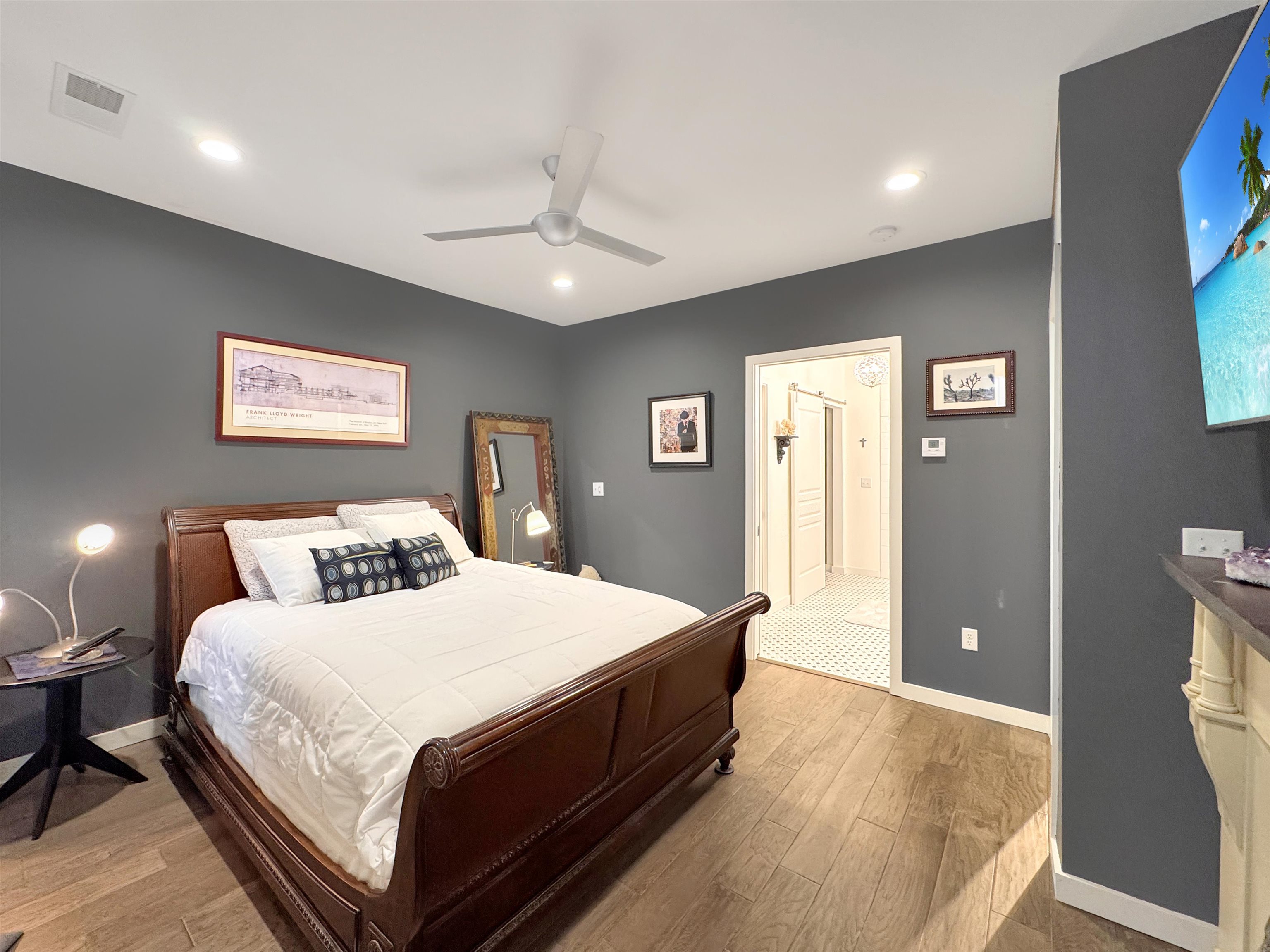 Memphis, Tennessee 38103, United States, 3 Bedrooms Bedrooms, ,2 BathroomsBathrooms,Residential,Active,227761