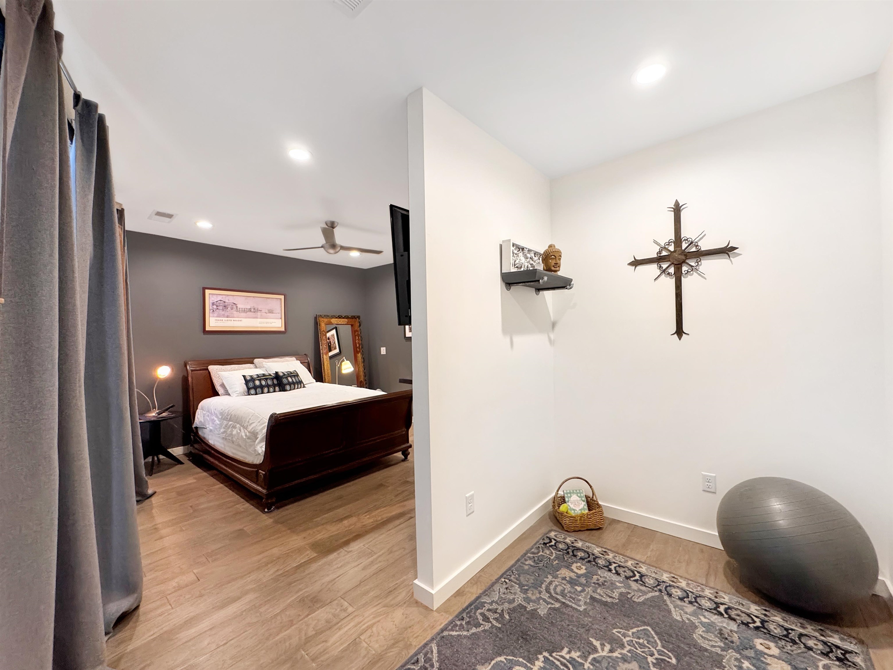 Memphis, Tennessee 38103, United States, 3 Bedrooms Bedrooms, ,2 BathroomsBathrooms,Residential,Active,227761