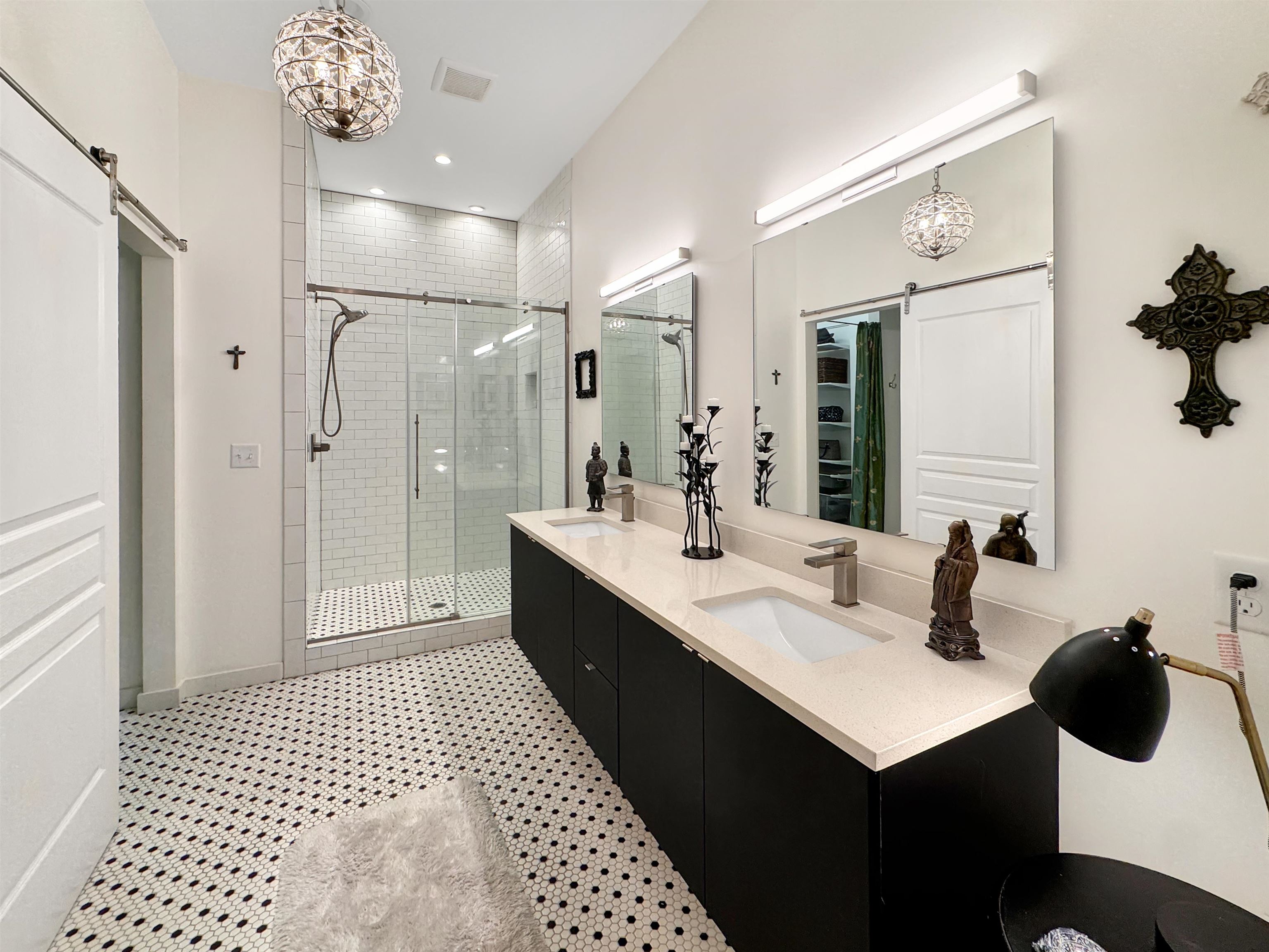 Memphis, Tennessee 38103, United States, 3 Bedrooms Bedrooms, ,2 BathroomsBathrooms,Residential,Active,227761