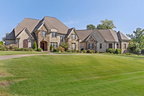 Photo of 25 BUCKINGHAM CT, Eads, TN 38028 (MLS # 10230188)