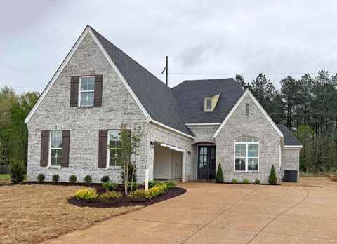 Photo of 85 RIDGEFIELD DR, Oakland, TN 38060 (MLS # 10214409)