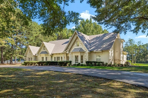 Photo of 510 BRAY STATION RD, Collierville, TN 38017 (MLS # 10231934)