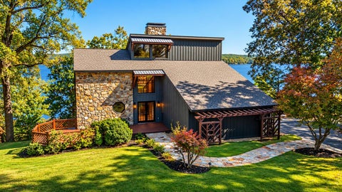 Photo of 105 COASTVIEW LN, Counce, TN 38326 (MLS # 10233175)