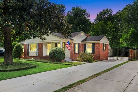 Photo of 209 LEONORA DR, Memphis, TN 38117 (MLS # 10220896)