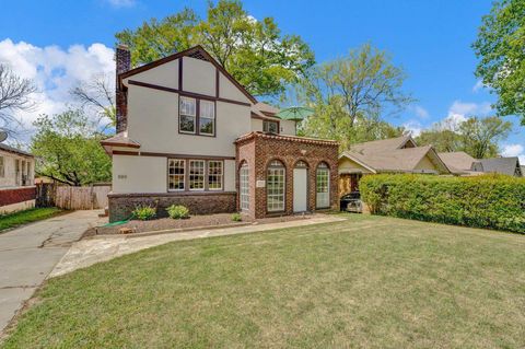 Photo of 889 N AVALON ST, Memphis, TN 38107 (MLS # 10206479)