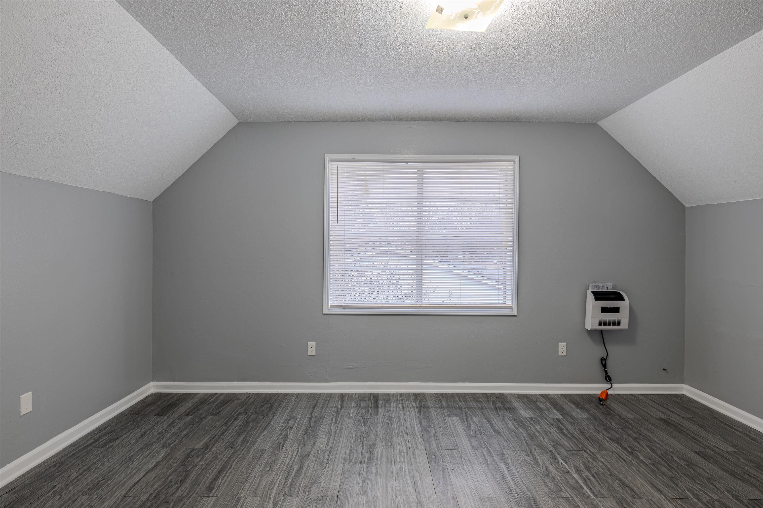 Memphis, Tennessee 38109, United States, 4 Bedrooms Bedrooms, ,2 BathroomsBathrooms,Residential,Active,7958