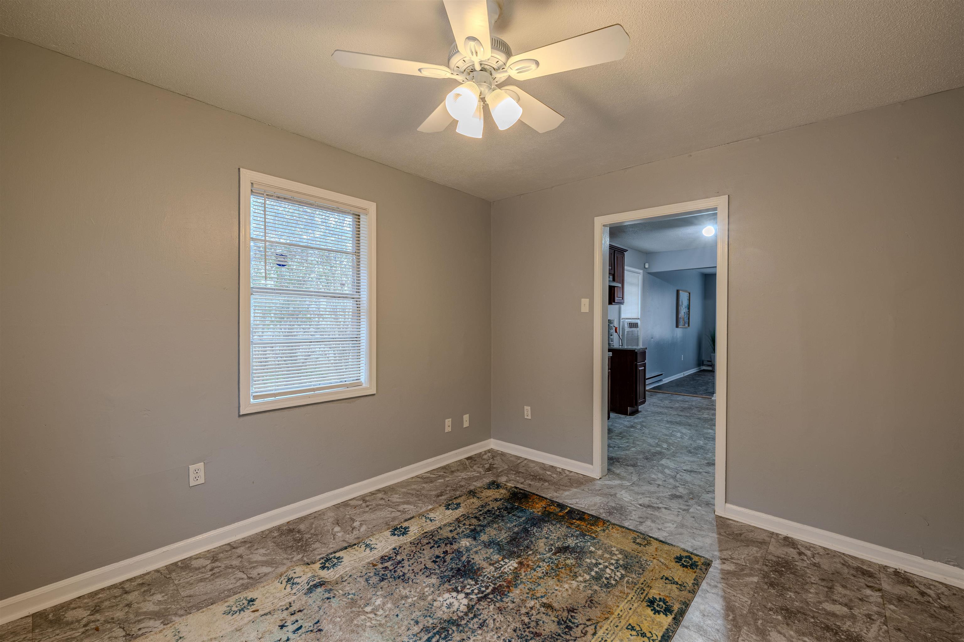 Memphis, Tennessee 38109, United States, 4 Bedrooms Bedrooms, ,2 BathroomsBathrooms,Residential,Active,7958