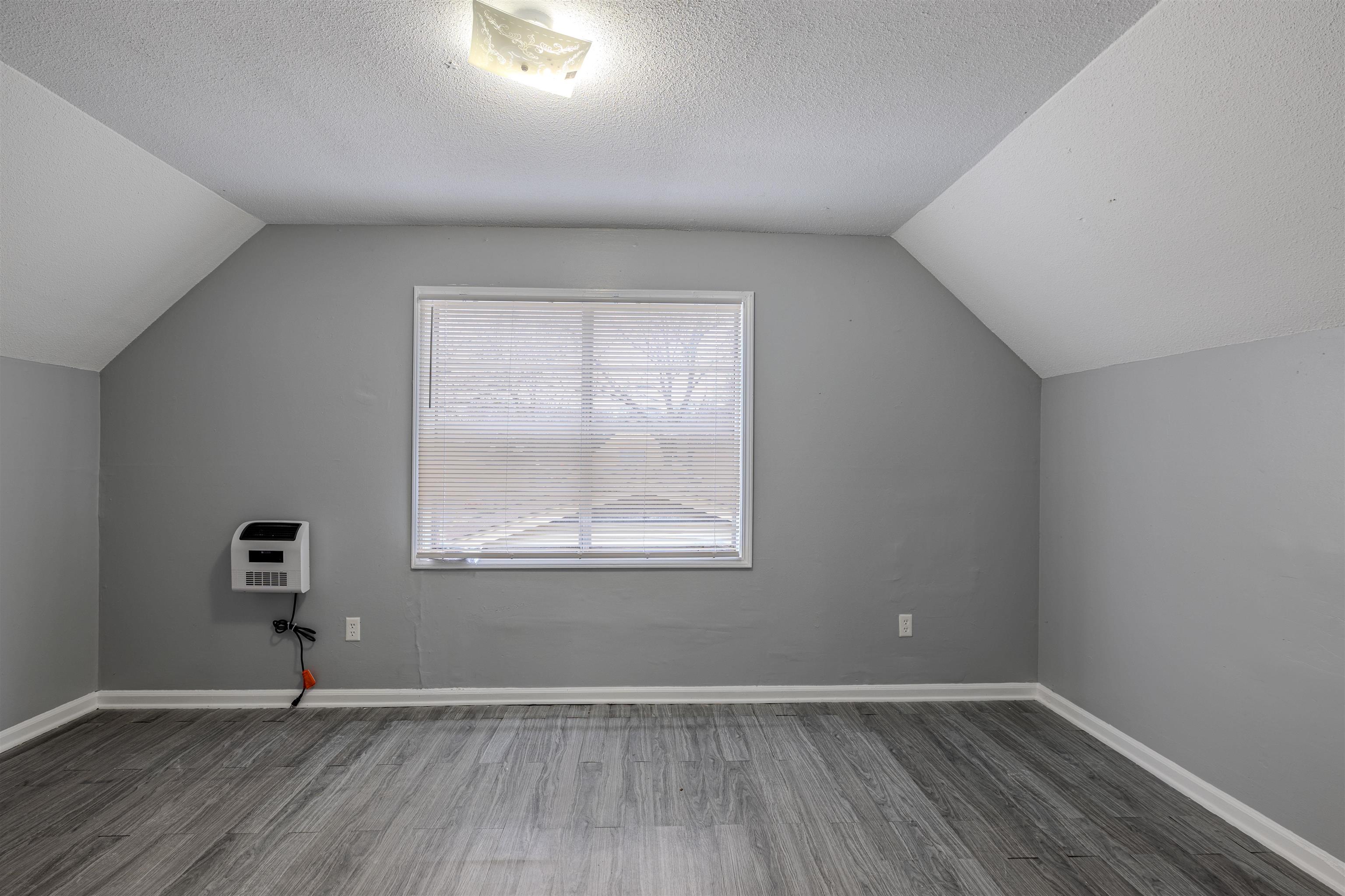 Memphis, Tennessee 38109, United States, 4 Bedrooms Bedrooms, ,2 BathroomsBathrooms,Residential,Active,7958