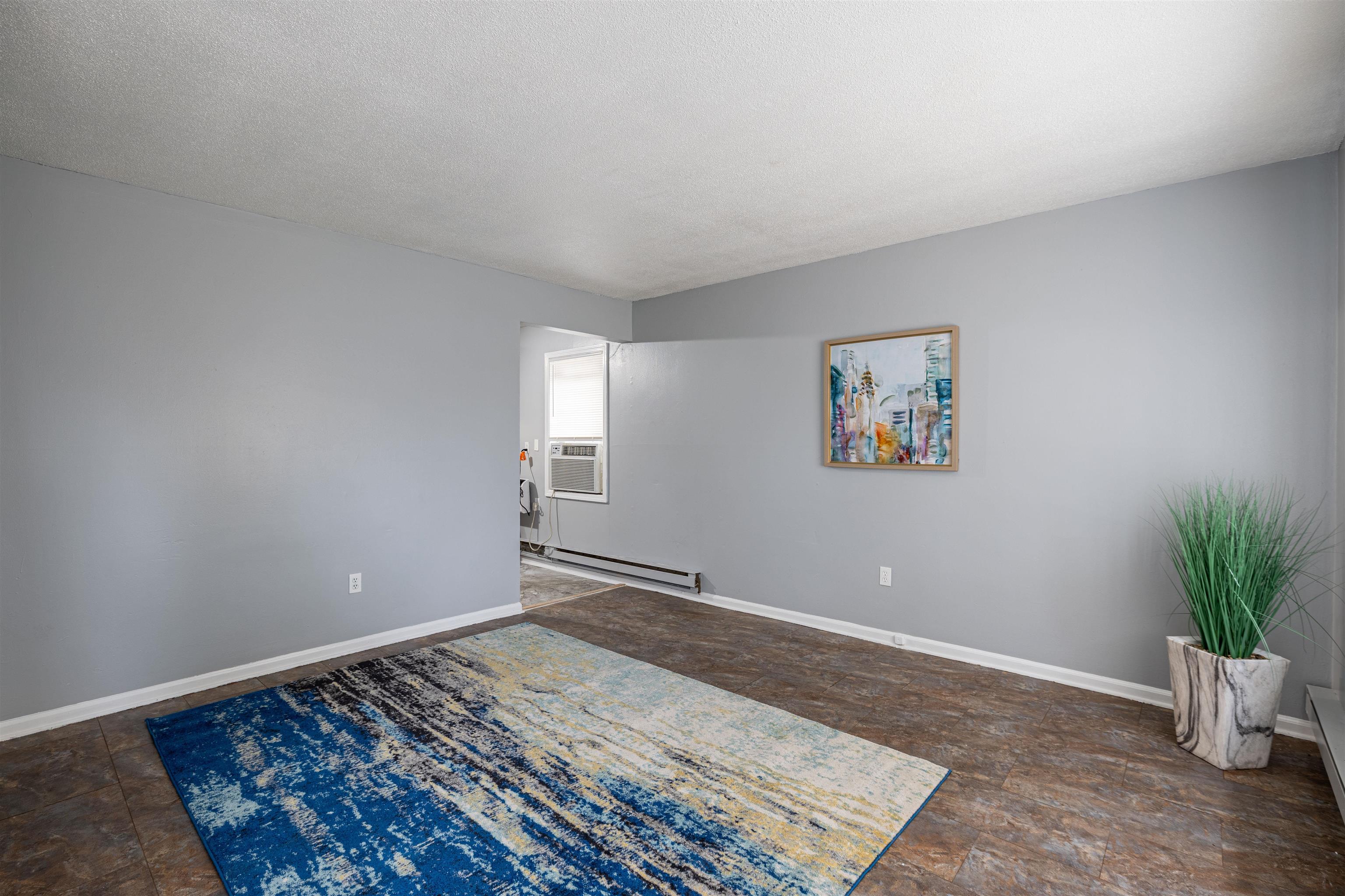 Memphis, Tennessee 38109, United States, 4 Bedrooms Bedrooms, ,2 BathroomsBathrooms,Residential,Active,7958