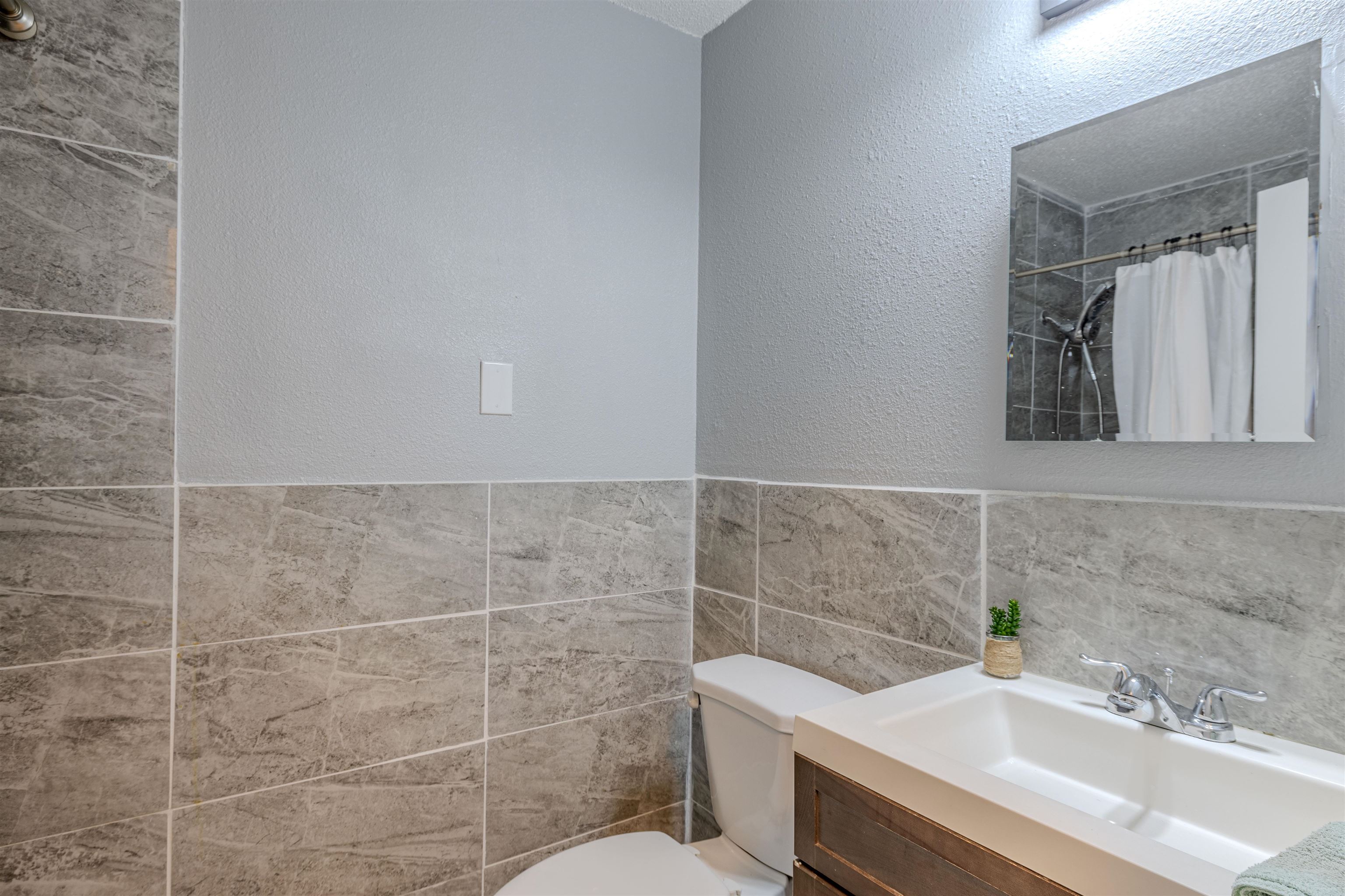 Memphis, Tennessee 38109, United States, 4 Bedrooms Bedrooms, ,2 BathroomsBathrooms,Residential,Active,7958