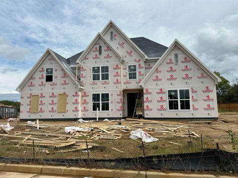 Photo of 5296 BUTTERCUP LN, Lakeland, TN 38002 (MLS # 10204536)