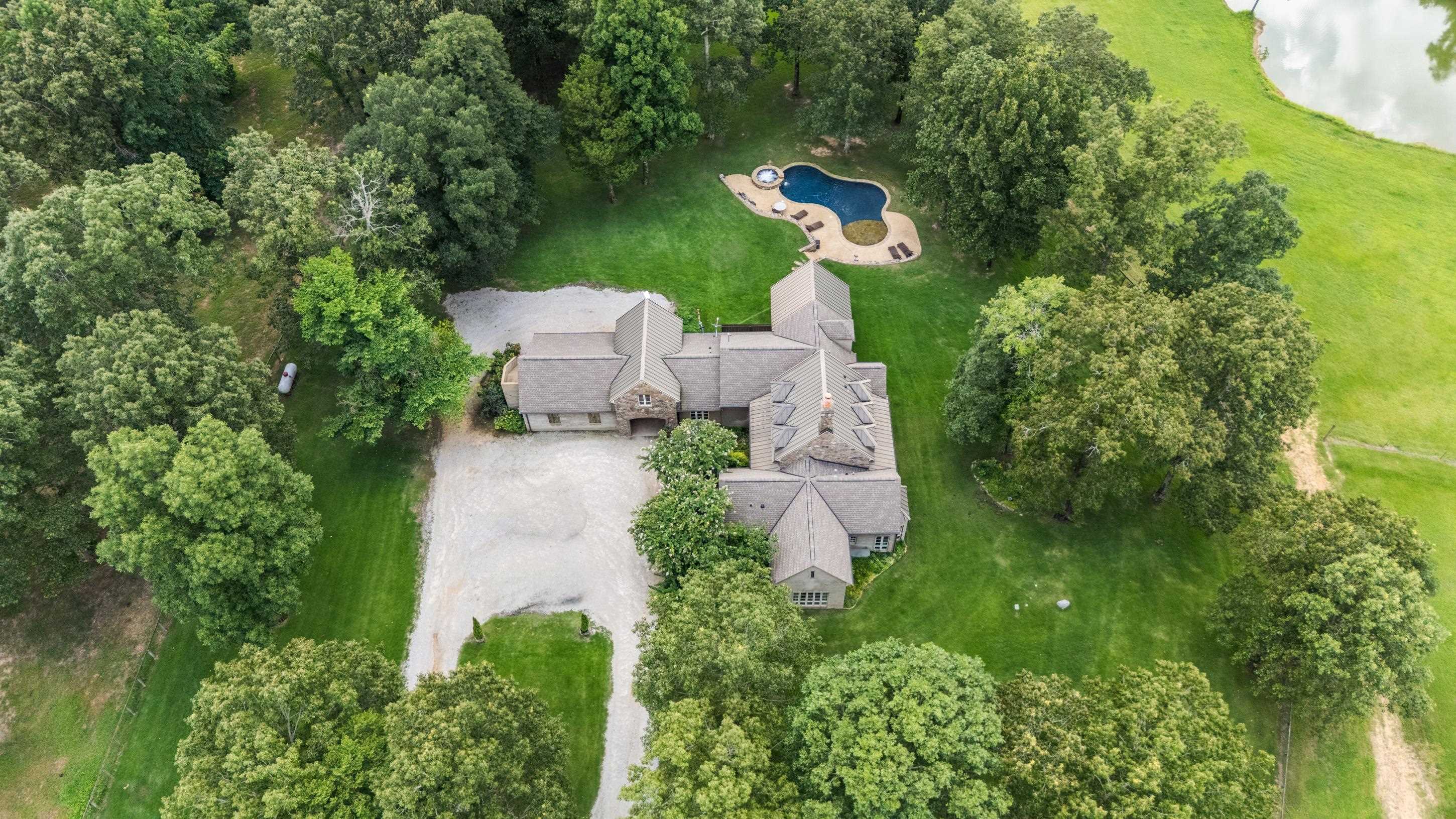 891 MUSGRAY RD