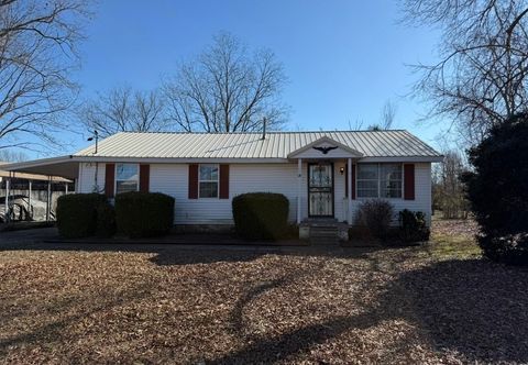 Photo of 150 POWELL ST, Hickory Valley, TN 38042 (MLS # 10213145)