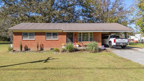Photo of 615 PATTERSON RD, Savannah, TN 38372 (MLS # 10208042)