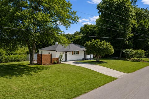 Photo of 716 KELLUM LN, Burlison, TN 38015 (MLS # 10228486)